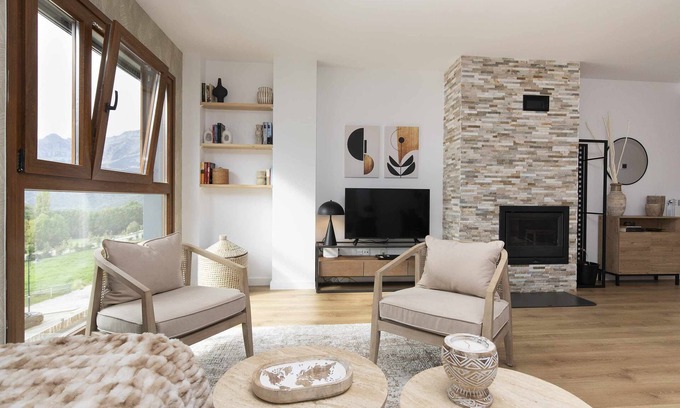 Panticosa Appartement | Casa Pareja by Bevalle