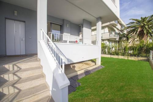 Pineto Appartement | Casa per vacanze in riva al mare