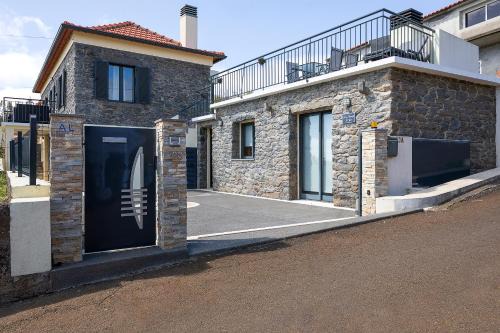 Prazeres Maison | Casa Pimenta in Fajã da Ovelha