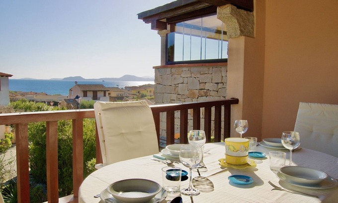 Baia Caddinas Appartement | Casa Pitti 200m From The Beach, Golfo Aranci, Italy