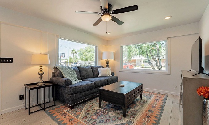 Chandler Maison | Casa Puerta Azul - Best Location!