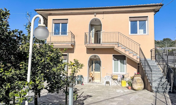 Artallo Appartement | Casa Rosella by Interhome