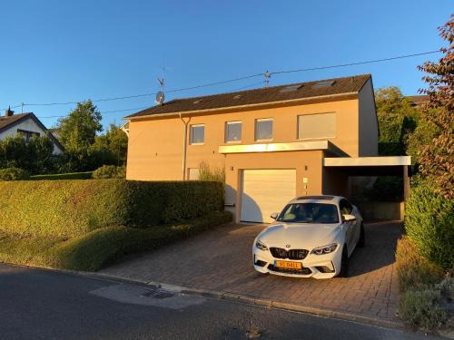 Gutweiler Appartement | Casa Royale, Boxspring, WiFi, XXL-Parking, E-Wallbox