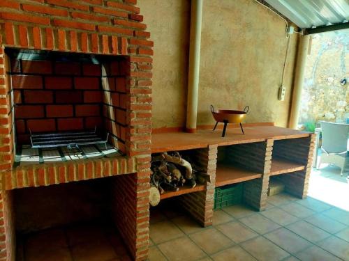 Jorquera Maison | Casa rural con barbacoa y amplia terraza.