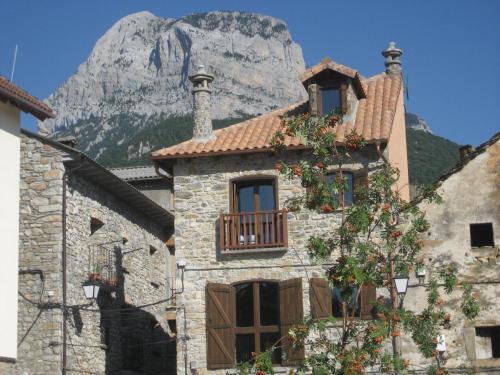 Laspuna Maison | Casa Rural " El Retiro"