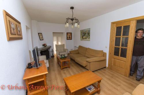 Navarredondilla Maison | Casa Rural El Salon del Baile