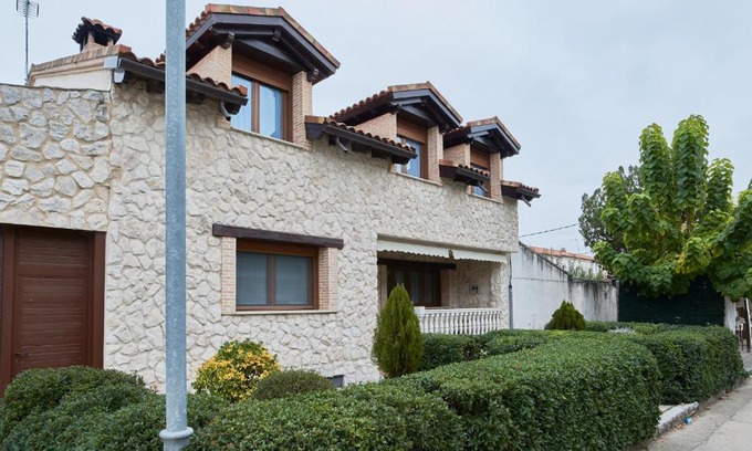 San Bernardo Maison | CASA RURAL ENTREVIÑAS