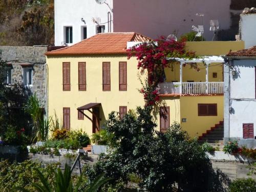 Vallehermoso Maison | Casa Rural Lili