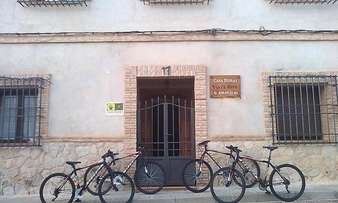 Mota del Cuervo Maison | Casa Rural Santa Rita