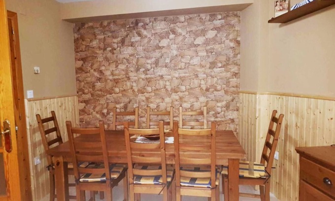 Biescas Appartement | Casa Rural VikerBiescas BIESCAS