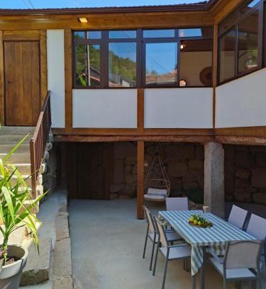 Entrimo Chalet De Ski | Casa Rural Xures Lobios