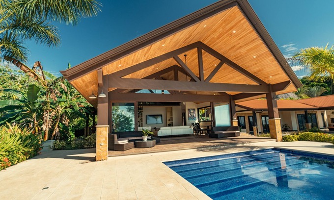 Jaco Maison | Casa Serendida, with Panoramic Views