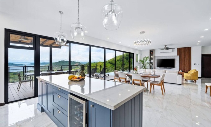 Playa Hermosa Maison | Ocean Views, Pool, Solar, Breakfast & Housekeeping