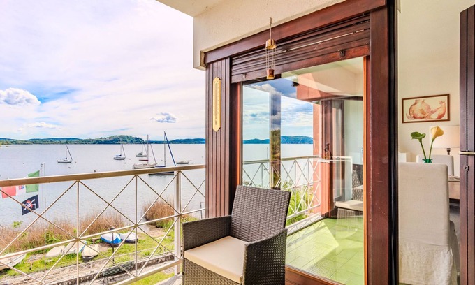 Monvalle Appartement | Casa sul lago di Lea by Interhome