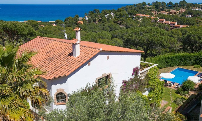Pals Villa | Casa Susana - Six Chambres Villa, Couchages 12