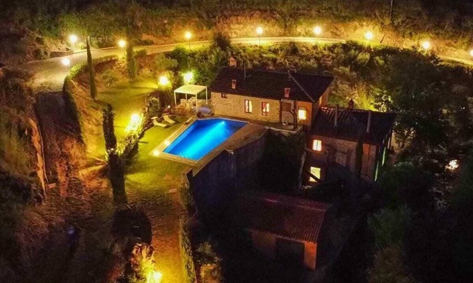 Castel Focognano Maison | Casa Susi Comfortable holiday residence