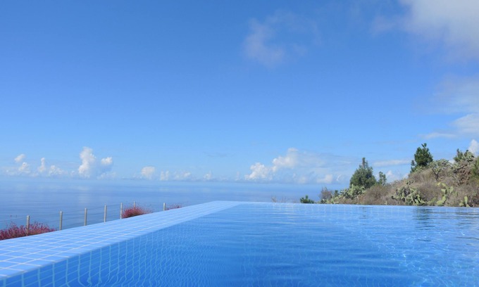 Tijarafe Maison | Casa Tabladito avec piscine chauffée et vue fantastique sur la mer.