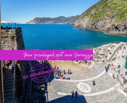 Vernazza Appartement | Casa Teresa with AC and Balcony