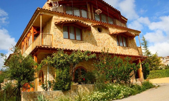 Horta de Sant Joan Maison | CASA TONI GRANDES GRUPOS