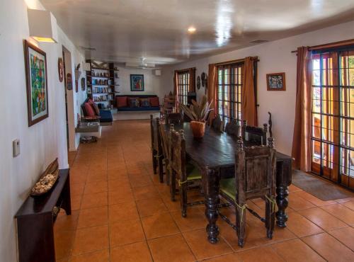 Esterillos Oeste Maison | Casa Tres Pochotes - Esterillos Oeste Beach Front