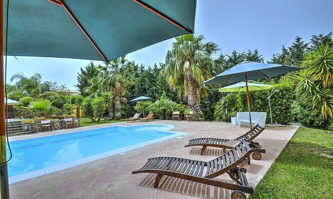 Alani Maison | Casa Turchino C: Un appartement confortable qui fait partie d'une villa située dans une position tranquille.