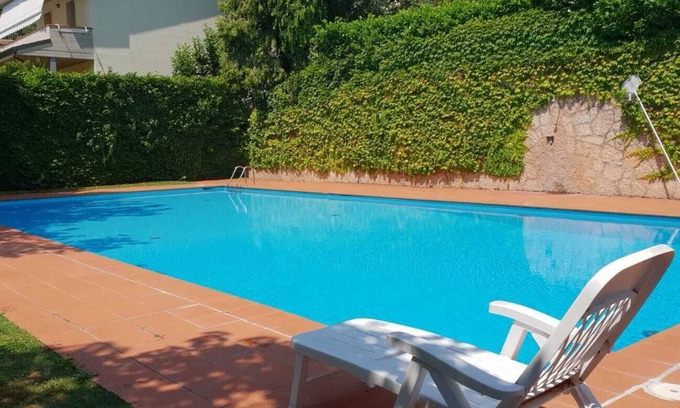 Marciaga Appartement | Casa Vacanza Marciaga, nous sommes juste au-dessus de Garda, entre calme, nature et panoramas