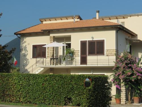 Avane Appartement | Casa Vacanze “Bouganville” loc Avane Pisa