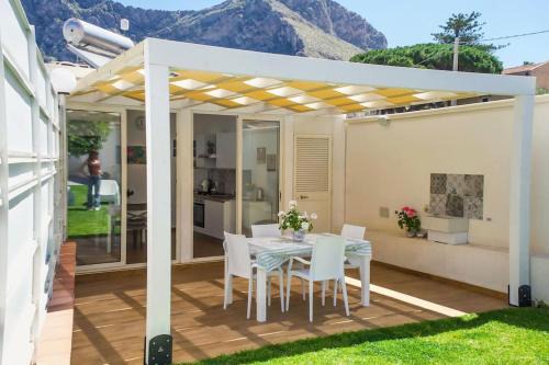 Sferracavallo Maison | Casa vacanze Casuzza Sferracavallo Palermo