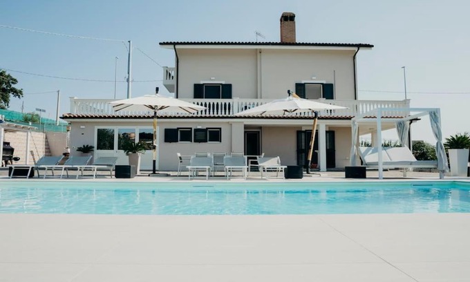 Collecorvino Villa | Casa Vacanze Di Luzio
