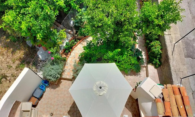 Furnari Maison | Casa Vacanze "Il Giardino"