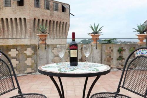 Mondavio Maison | Casa Vacanze Wellness La Rocca