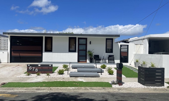 Punta Santiago Maison | Casa Valentina Dreamy Beach/Lakeview House