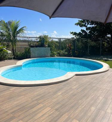 Arembepe Maison | Casa verde praia do Piruí 100 mts da praia 750 mts de área privativa
