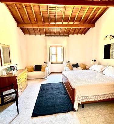 Laconi Maison | Casa Veronica - accogliente casa su due piani nel cuore del borgo