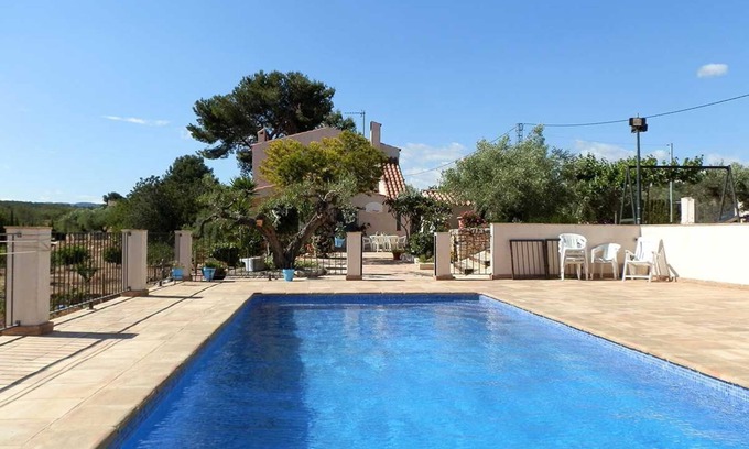 Costa Dorada Maison | CASA VINYA DEL VENT,Idéal pour vos vacances,proche de la mer,wifi gratuit,air climatisé en option,piscine privée,animeaux de compagnie autorisés,plage pour chiens