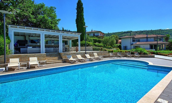 Castiglion Fiorentino Villa | Casa White - Maison de vacances avec piscine privée et grand jardin près de Castiglion Fiorent...