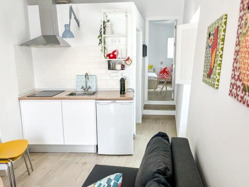 Corte do Pinto Maison | CasaBaixinha- Mina São Domingos-Praia Fluvial-3minutos-Terraço