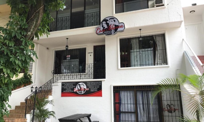 Cali Auberge | Casablanca Hostel Cali B&B