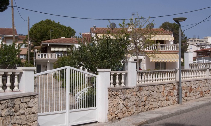 Sant Carles de la Rapita Appartement | Casas Sitori appartement 3 dans un petit complexe privé sur la plage!