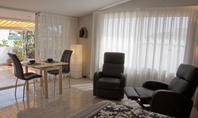 Sant Carles de la Rapita Appartement | Appartement 6 Casas Sitori dans un petit complexe privé sur la plage!