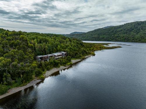 Chonchi Maison | Casas Martín Pescador, Lago Huillinco, Chiloe