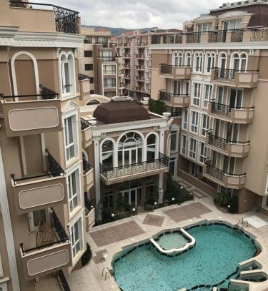 Chaika Appartement | Cascadas Family Resort Complex entrance H apartment 20