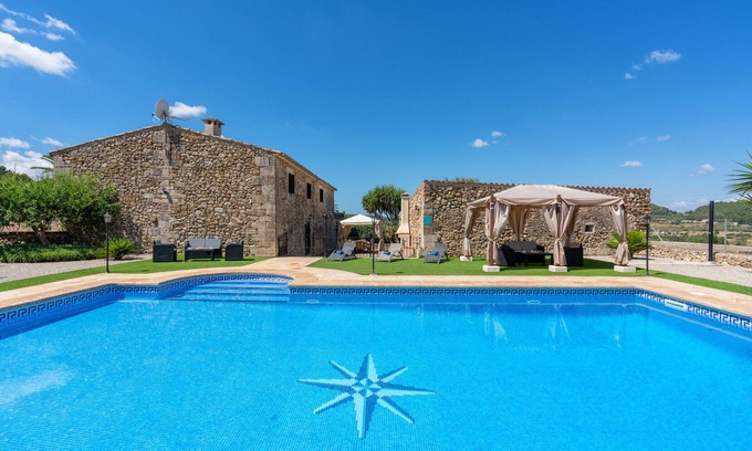 Sant Joan Villa | Cases De Son Roig - Quatre Chambres Villa, Couchages 6