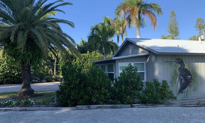 Nokomis Maison | Casey Key Beach Getaway
