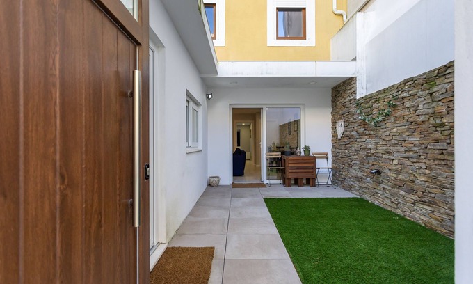 Seixal Maison | CASINHA DA BAIA - Townhouse with patio in Seixal
