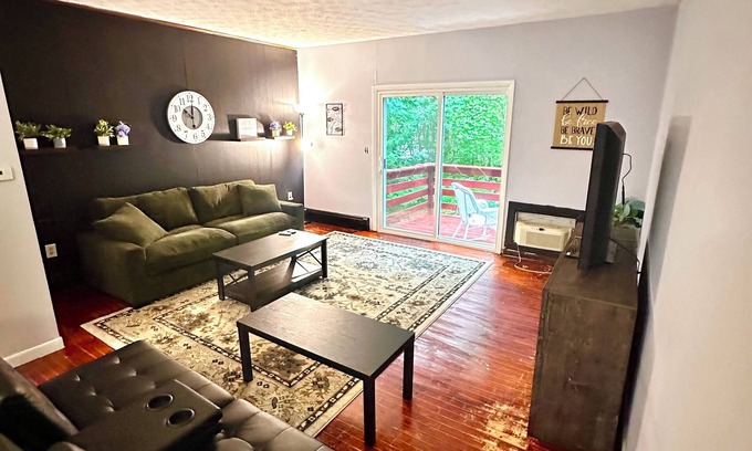 Montville Appartement | Casino Getaway! 2M from Mohegan 8M from Foxwoods
