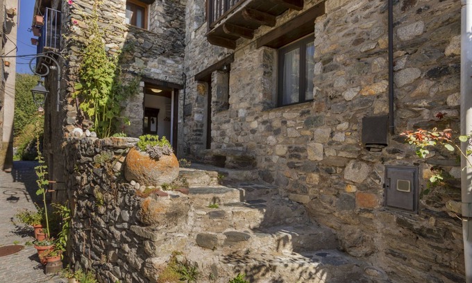Taull Appartement | Casita Alba by Interhome