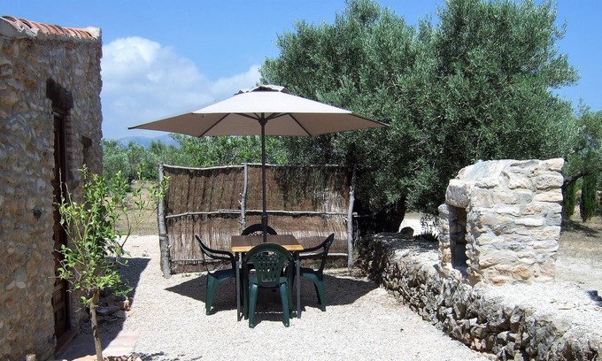 Costa Dorada Cottage | Casita Joya,Une casita traditionnel espagnol avec piscine