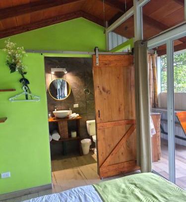 Ciudad Colon Lit Et Petit-Déjeuner | Casita Maripier