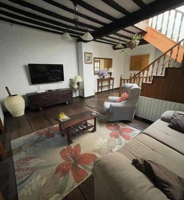 Novales Maison | Casona histórica del S XVII en Novales